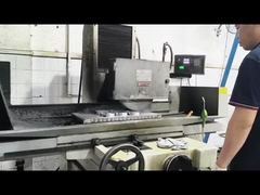 Processamento de peças de torno de rectificação CNC