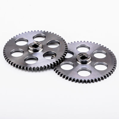Fabricação de placas de engrenagem de espolho de aço para montagem de motores de motocicletas