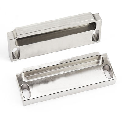 Partes de usinagem CNC de precisão de titânio, alumínio e aço inoxidável