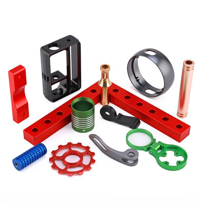 Serviços de transformação e fresagem de peças de automóveis, peças anodizadas, peças de motores e peças de caixas de velocidades